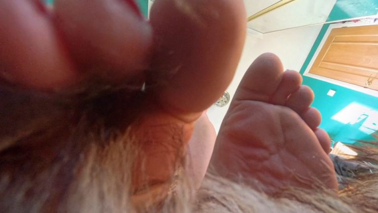 Giantess Lady Soles - A Marriage Ruled From Above - Watch Online