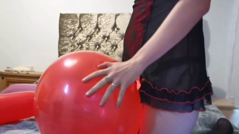 Lexi Snow - Balloon tease NON POP - Watch Online