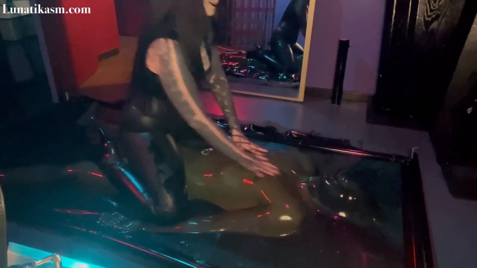 Mistress Lunatika - His First Vacbed Experience - Watch Online