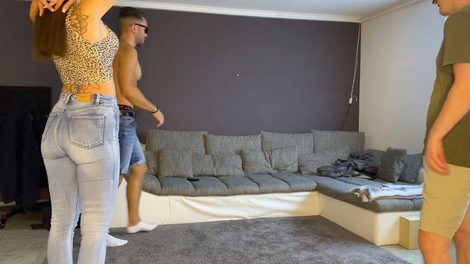 Athleteballbusting - Last Man Standing - Watch Online