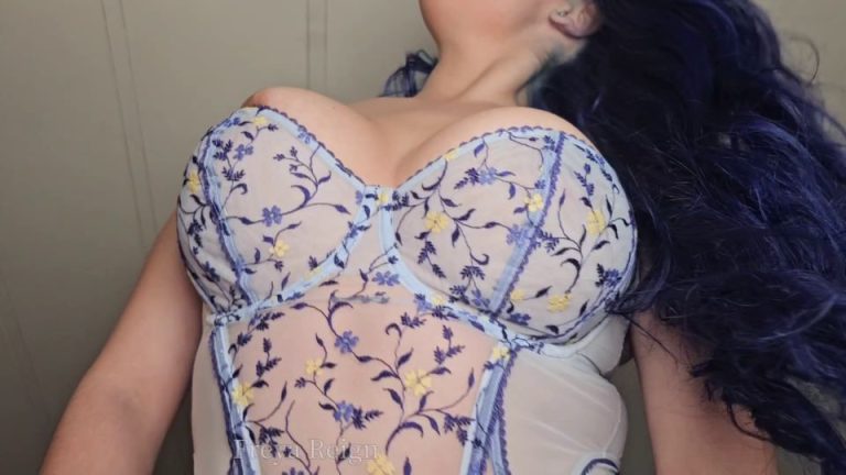 Freya Reign - Girlfriend Fucks Herself With A Glass Dildo B4 Using On You - Watch Online