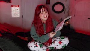 Ginger Rae xoxo - 10 Christmas Themed Submissive Tasks - Watch Online