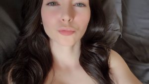 TheTinyFeetTreat - ASMR - Kissing Your Girlfriend - Watch Online