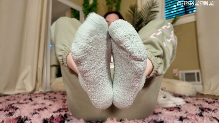 Jasmin Jai Studios - Fuzzy Sock Sweaty Seduction - Watch Online