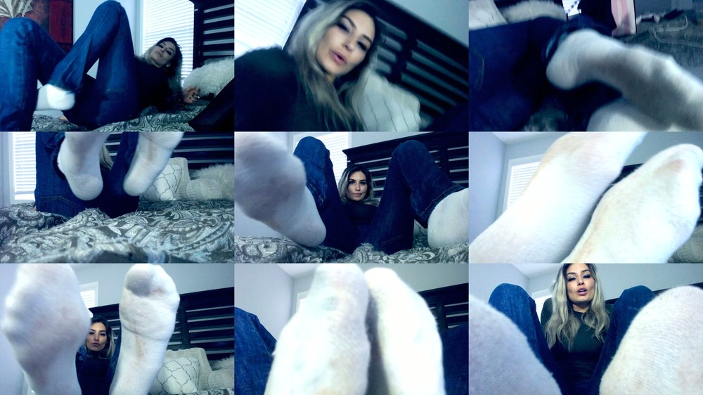 Kerri Kings Naughty Pleasures - Kerri King Rewards Daddy for Her Shopping Trip with a Dirty Sock Footjob _ Cum Countdown