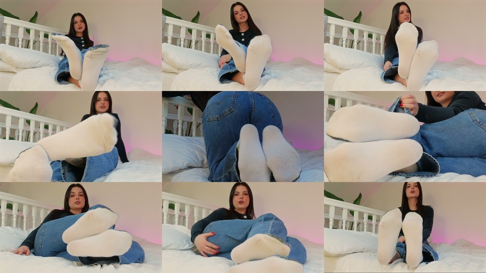 mayasexualsonly - Dusty White Sock Worship