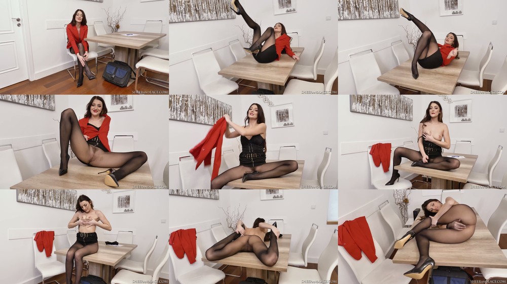 Katy Rose - Early For The Meeting
