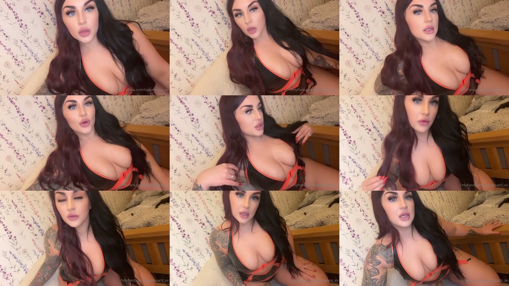 Goddess Taylor Hearts - Positive Femdom For Those Who Need Reassurance Spending Is A Good Thing