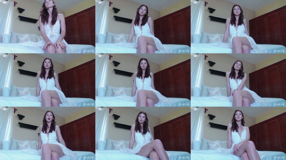 Eva de Vil - Jealous Pet