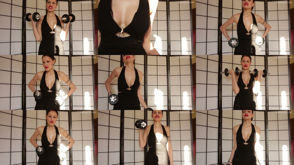Lady Mesmeratrix - Building my biceps!
