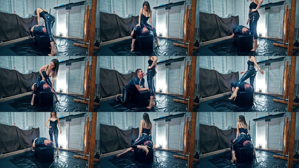 NoirQueenie - Face Sitting And Face Fuck Angle 2