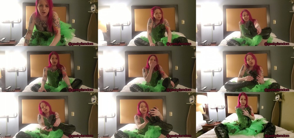 Geeky Femdom - The Kinky Geek - Poison Ivy Dominates Robin
