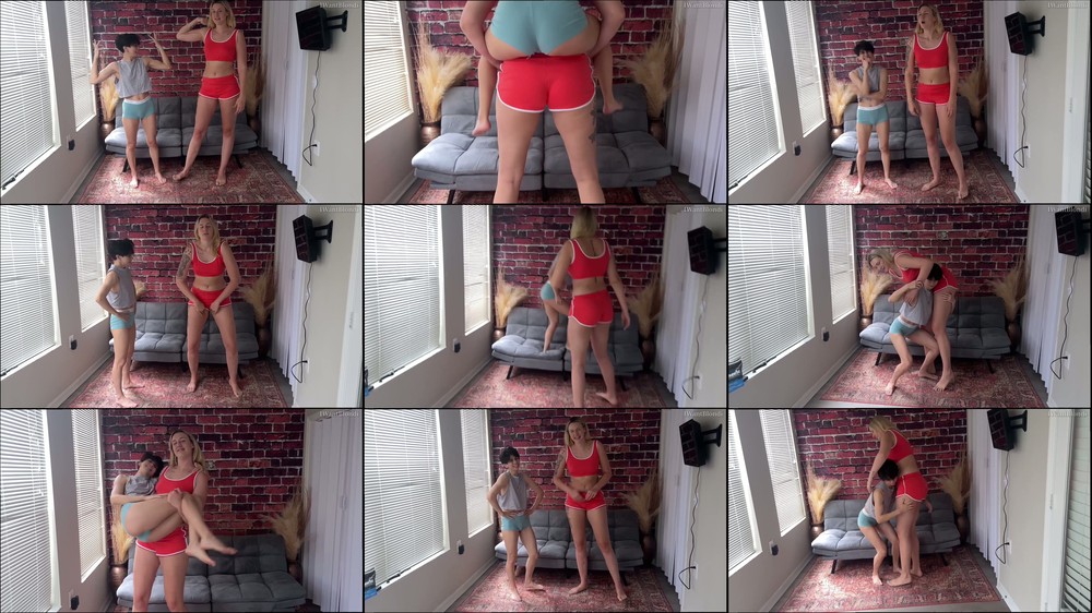 IWantBlondi - Jett Lifts An Amazon