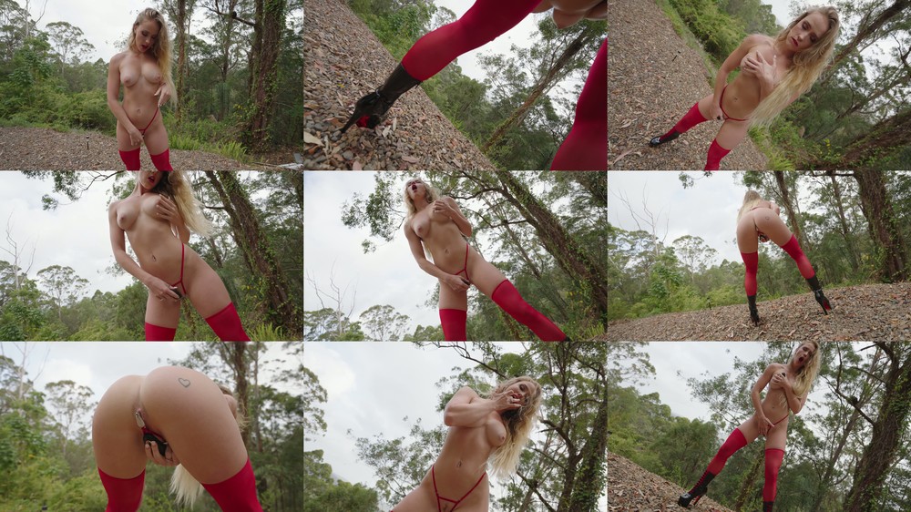 Scarlet Chase - Testing Out My New Vibrator Outdoors