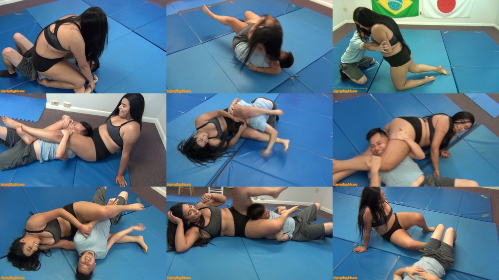 Grappling Girls In Action - Ggcurvy232