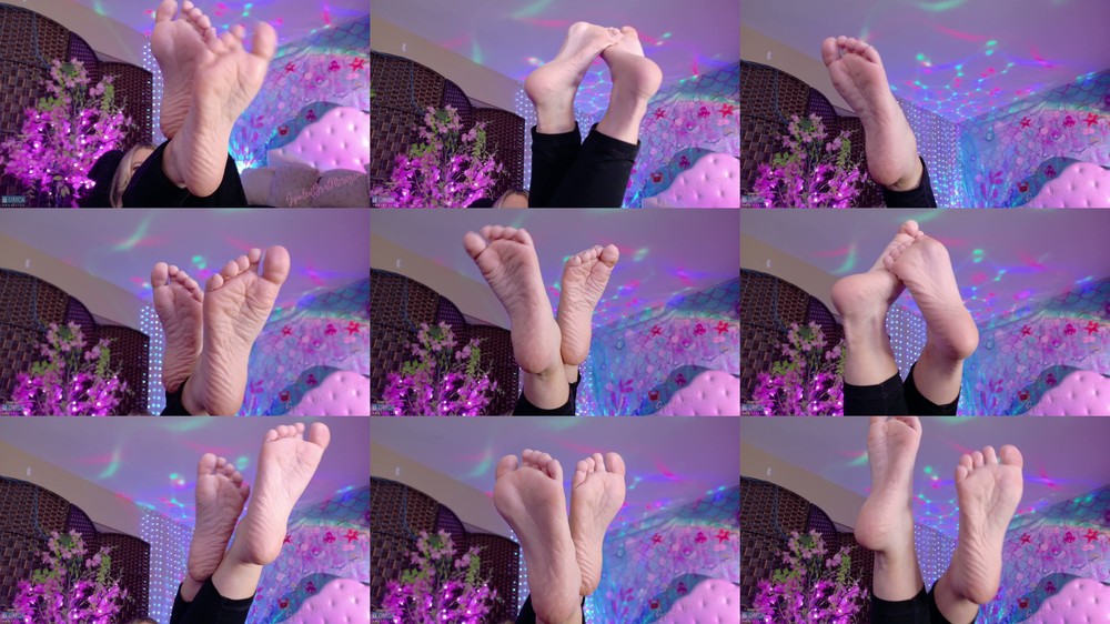 Petite Mercy - Worship Goddess Soles
